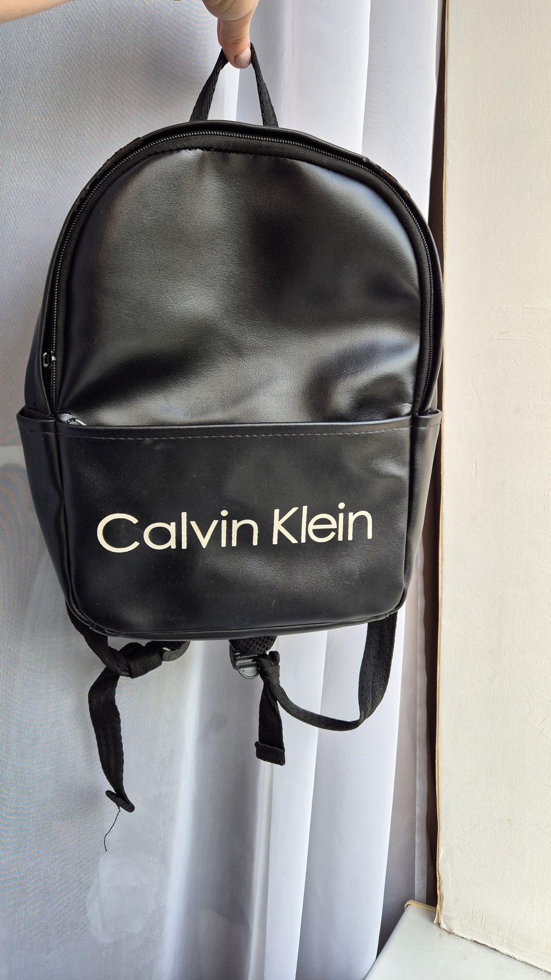 Рюкзак жіночий Calvin Klein в хорошому стані, сумка CK
