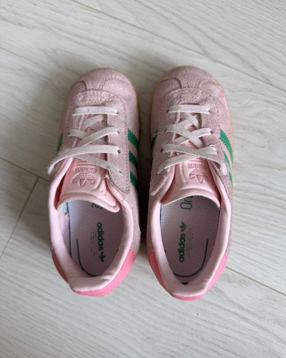 Кросівки Adidas Gazelle, Кросівки Adidas, Кросівки