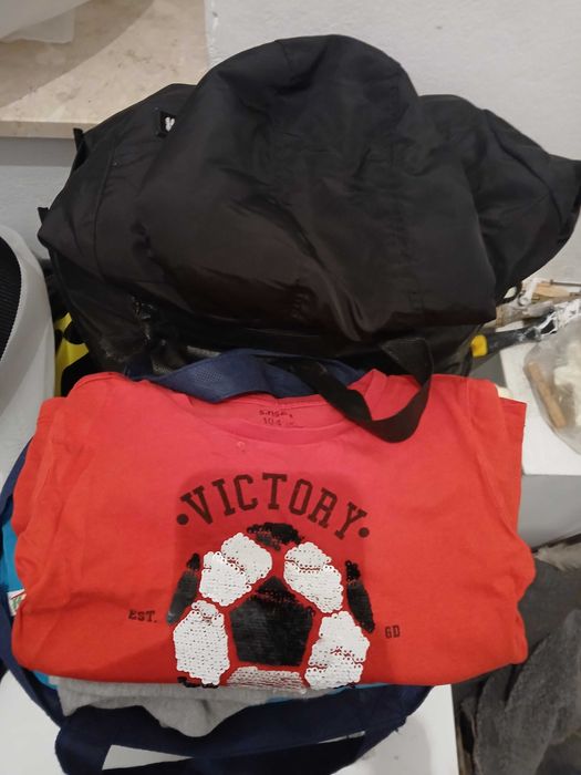 Ubranka dla chłopca 98 104