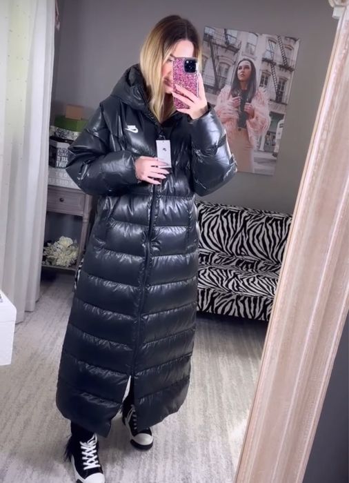 Продам пуховик пальто nike