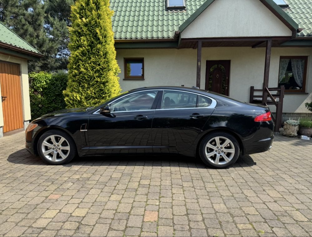 Jaguar XF250 3.0 diesel 241 KM, przebieg 189 tys.