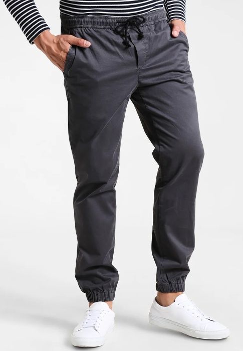 Nowe spodnie materiałowe męskie Zalando Essentials