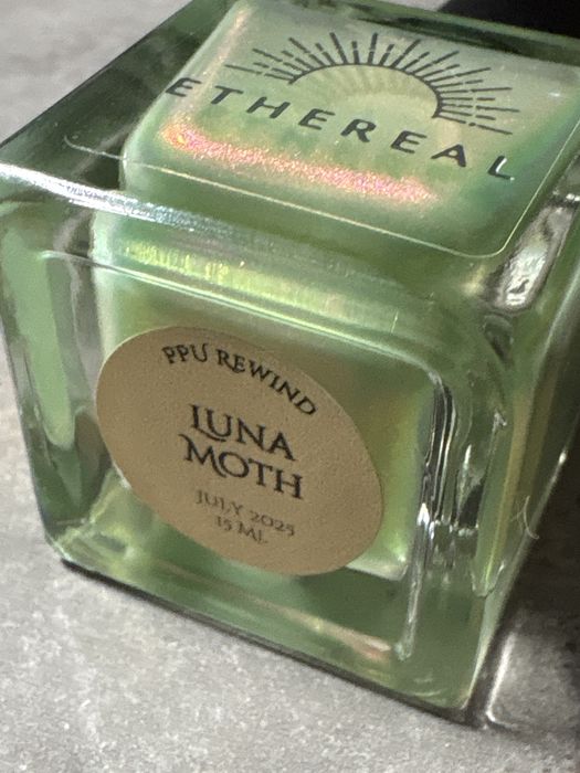 Ethereal Lacquer lakier do paznokci Luna Moth