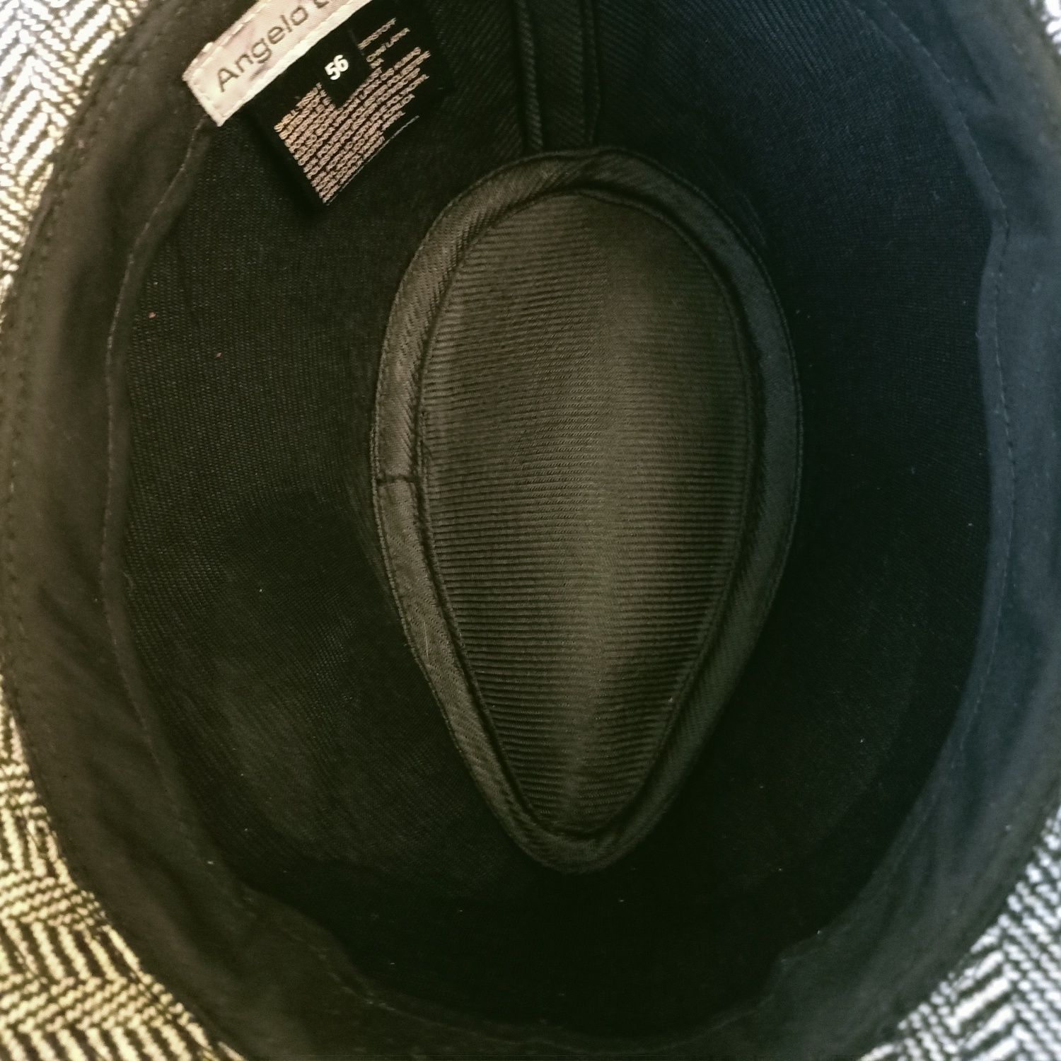 Kapelusz typu fedora marki Angelo Litrico. Rozmiar 56 .