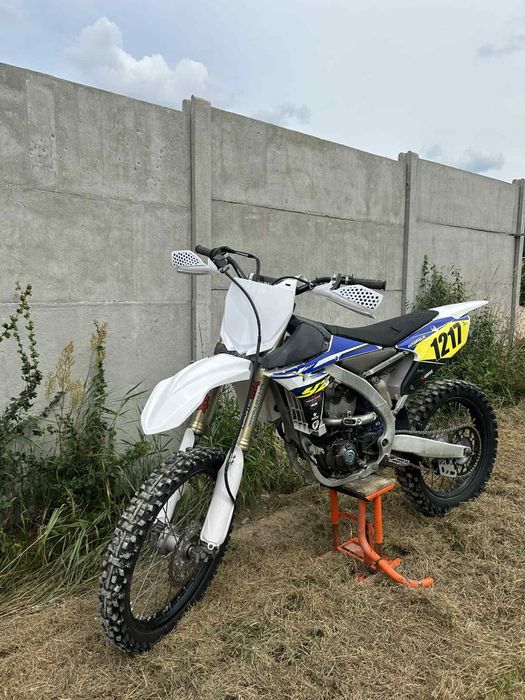 Yamaha YZF 250 16r