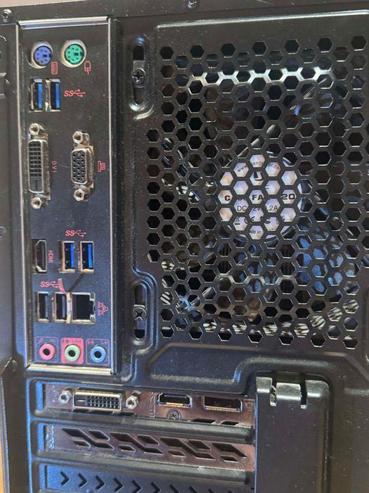 Komputer do gier | i5 | GTX 1050 | Fortnite | 1TB | Win10