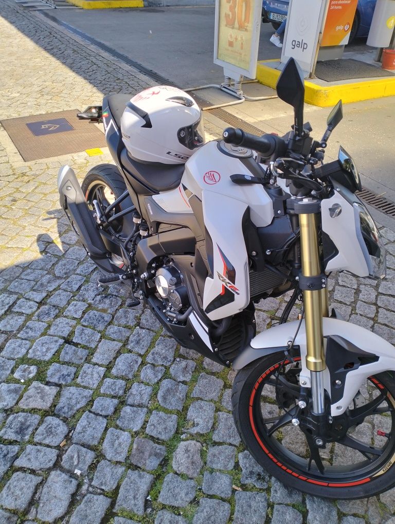 Keeway rkf 125 ano 2024
