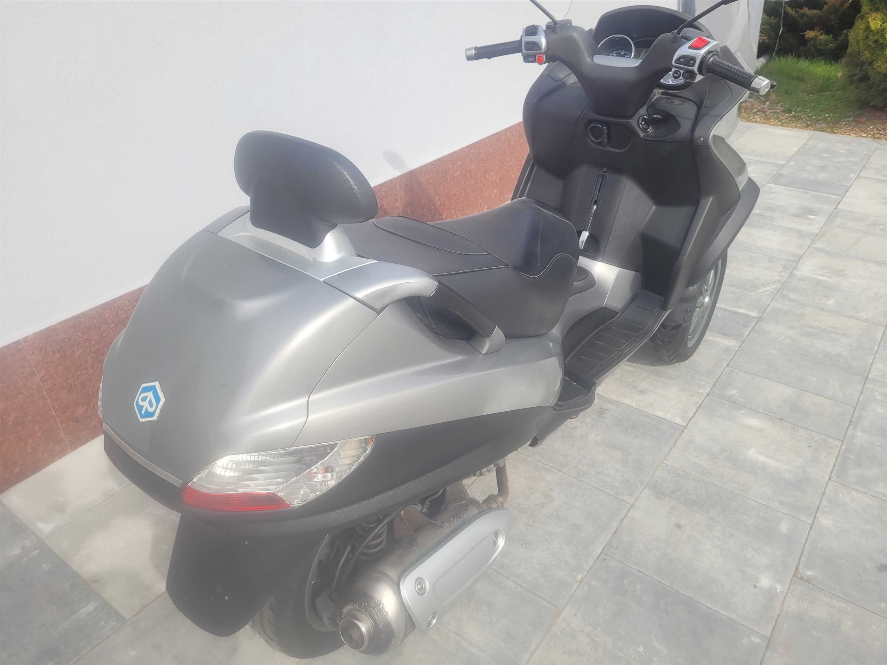 PIAGGIO MP3 125 3 kołowy raty transport zapraszam gwarancja