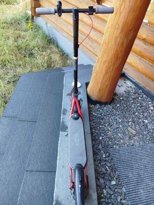 Hulajnoga Ninebot  Segway F 30D