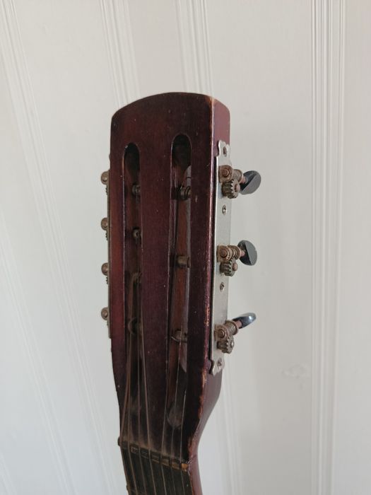 Гитара (Артель кооперативный путь)