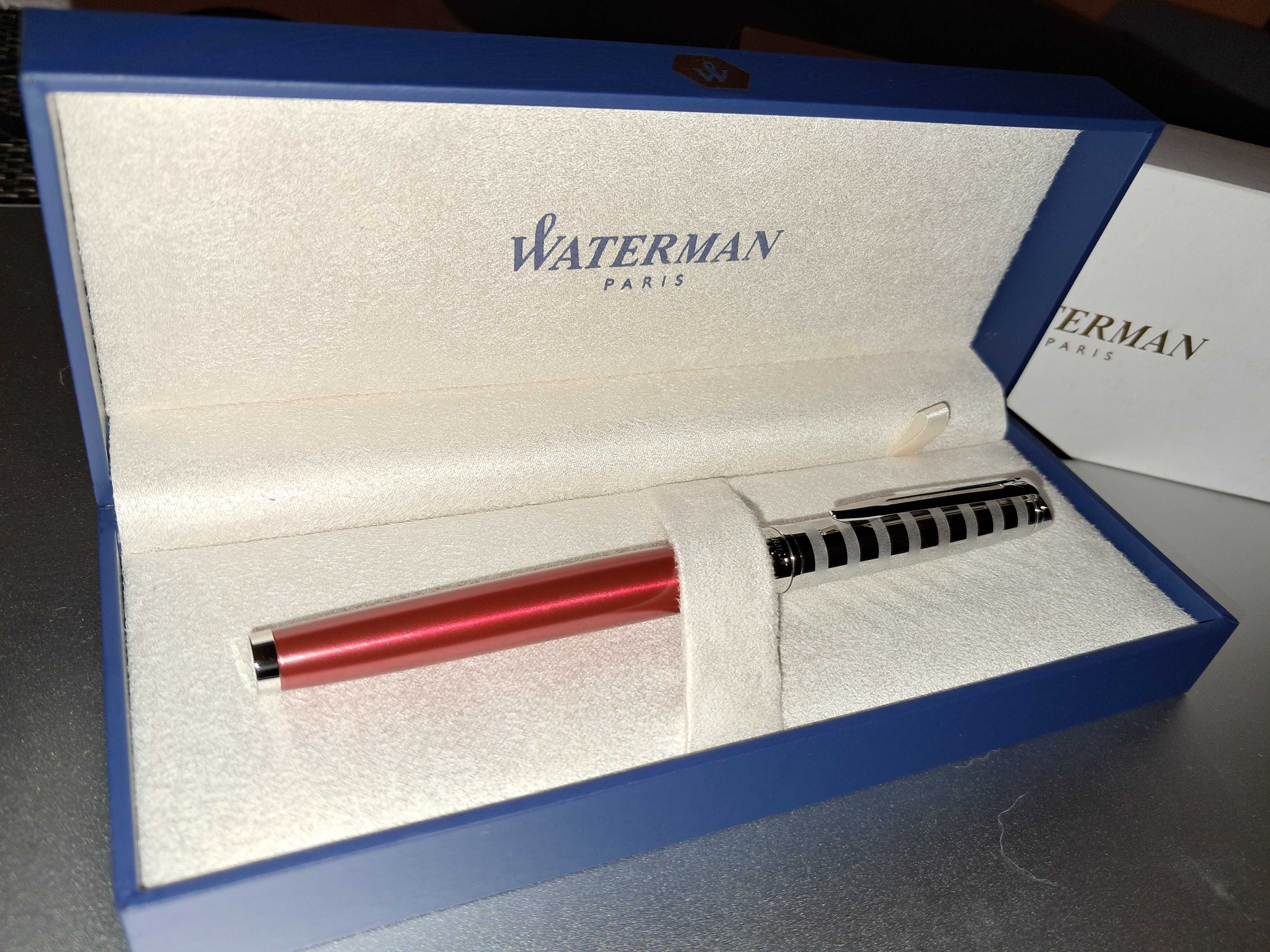 Pióro kulkowe Waterman
Hemisphere Deluxe Marine Red