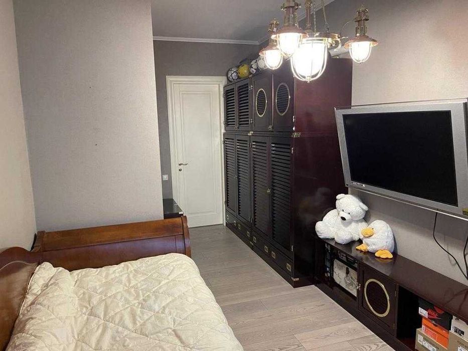 Продам 3-к ЖК Парус Оболонь VIP-ремонт