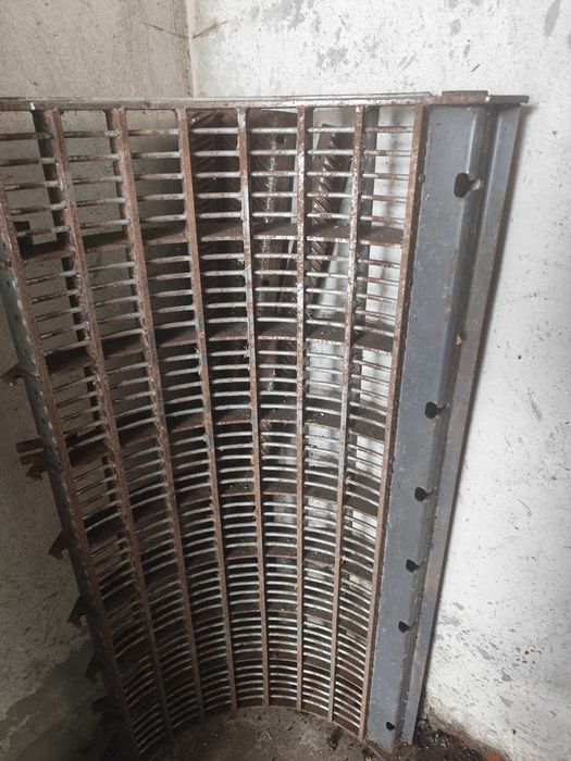 Przystawka do kukurydzy Dominoni do John Deere, Geringhoff oraz Olimac