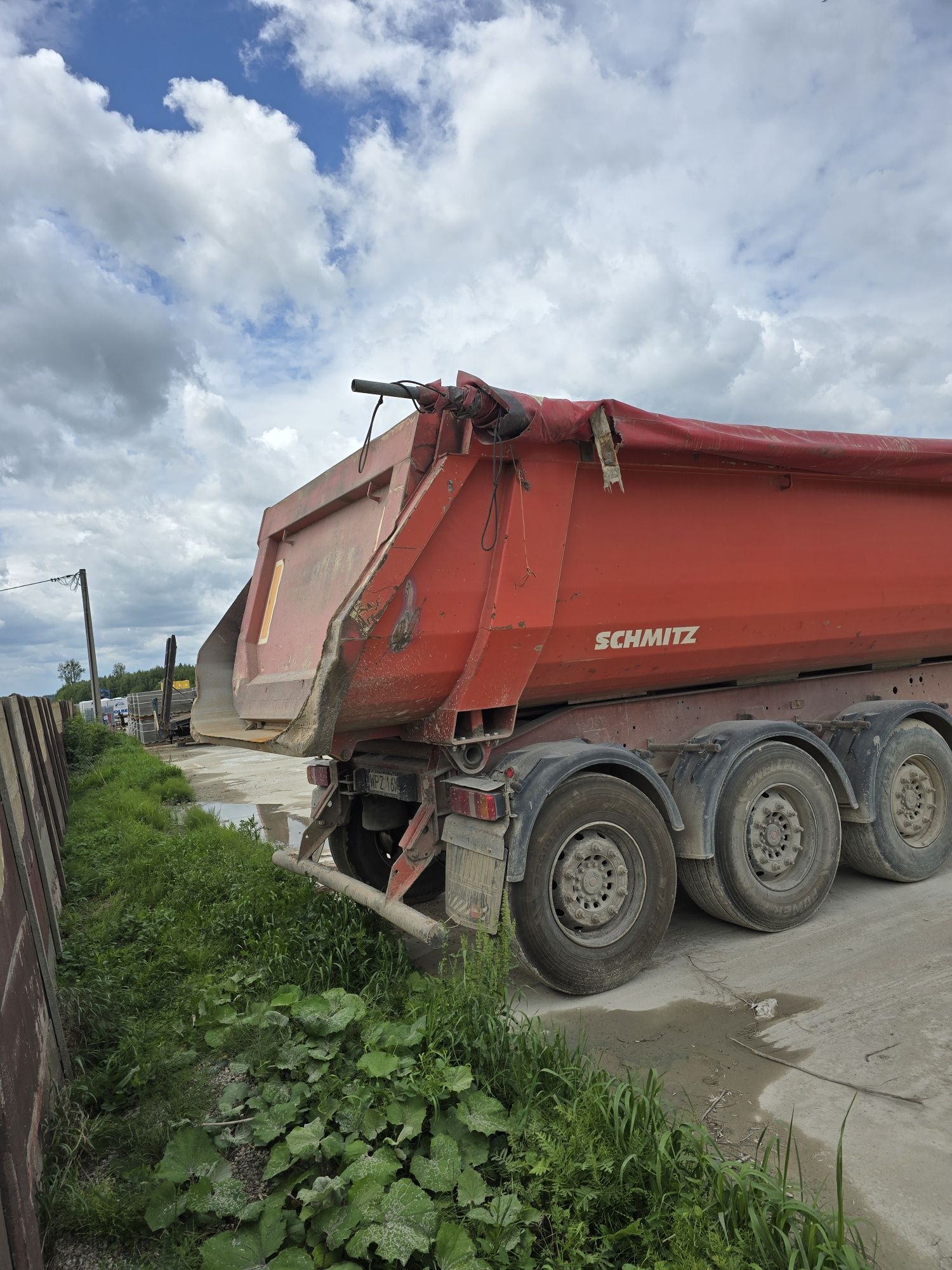 Naczepa wywrotka Schmitz 28m3