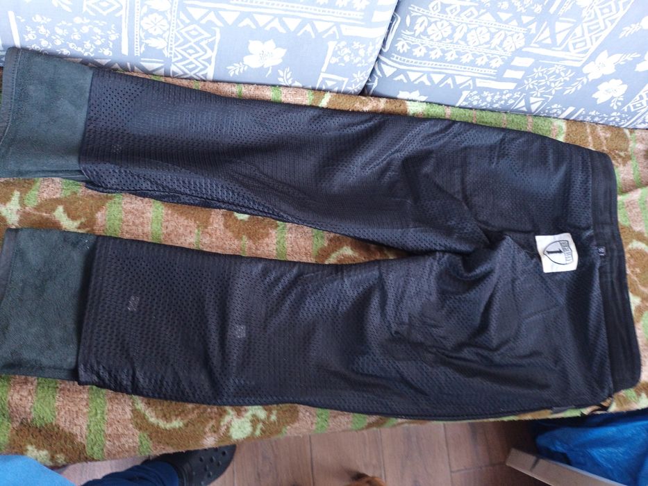 Spodnie skurzane na motor 102 w pasie