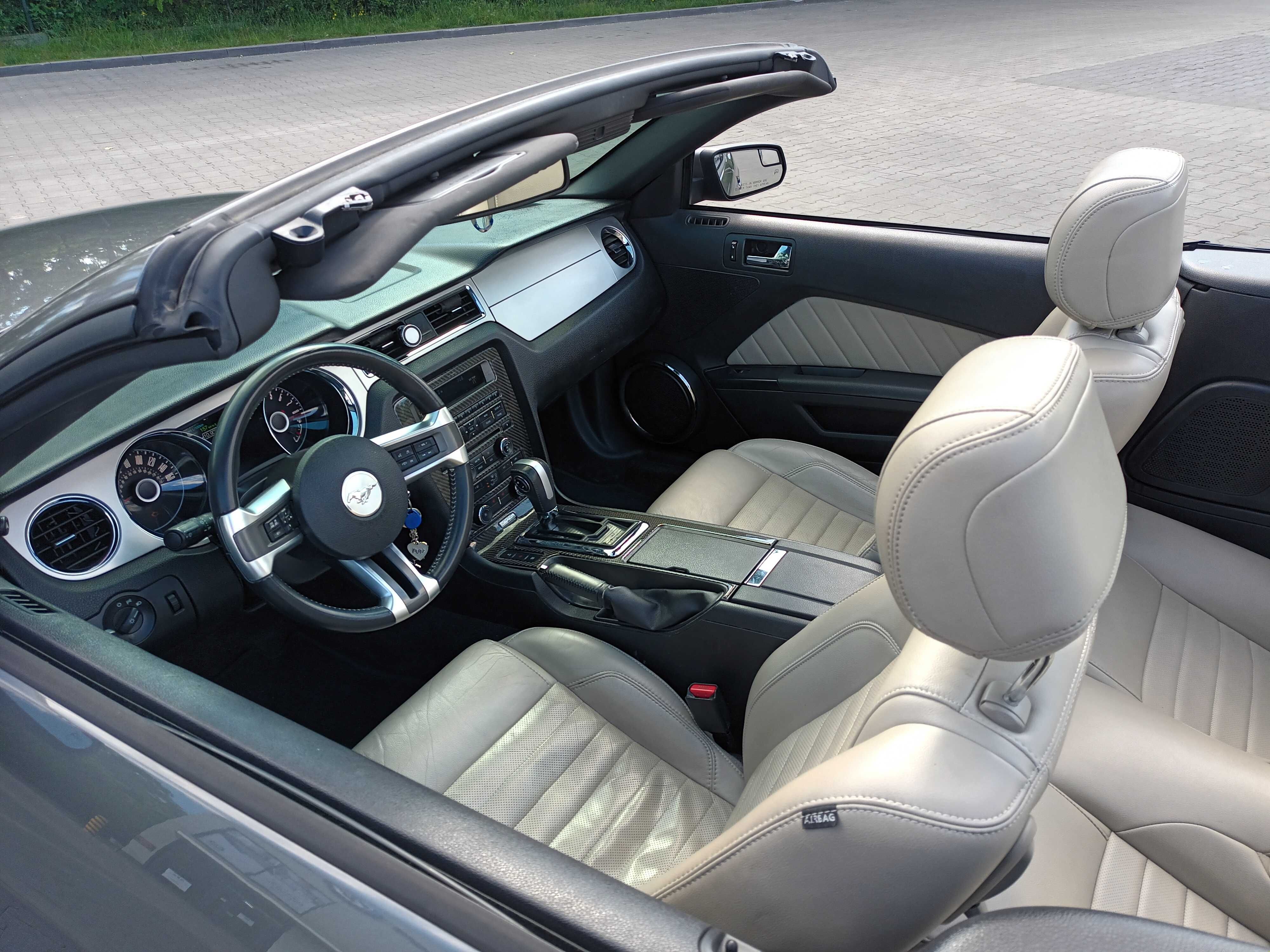 Ford Mustang Cabrio, 2013, 3,7L Pb 305KM 120000km - od osoby prywatnej