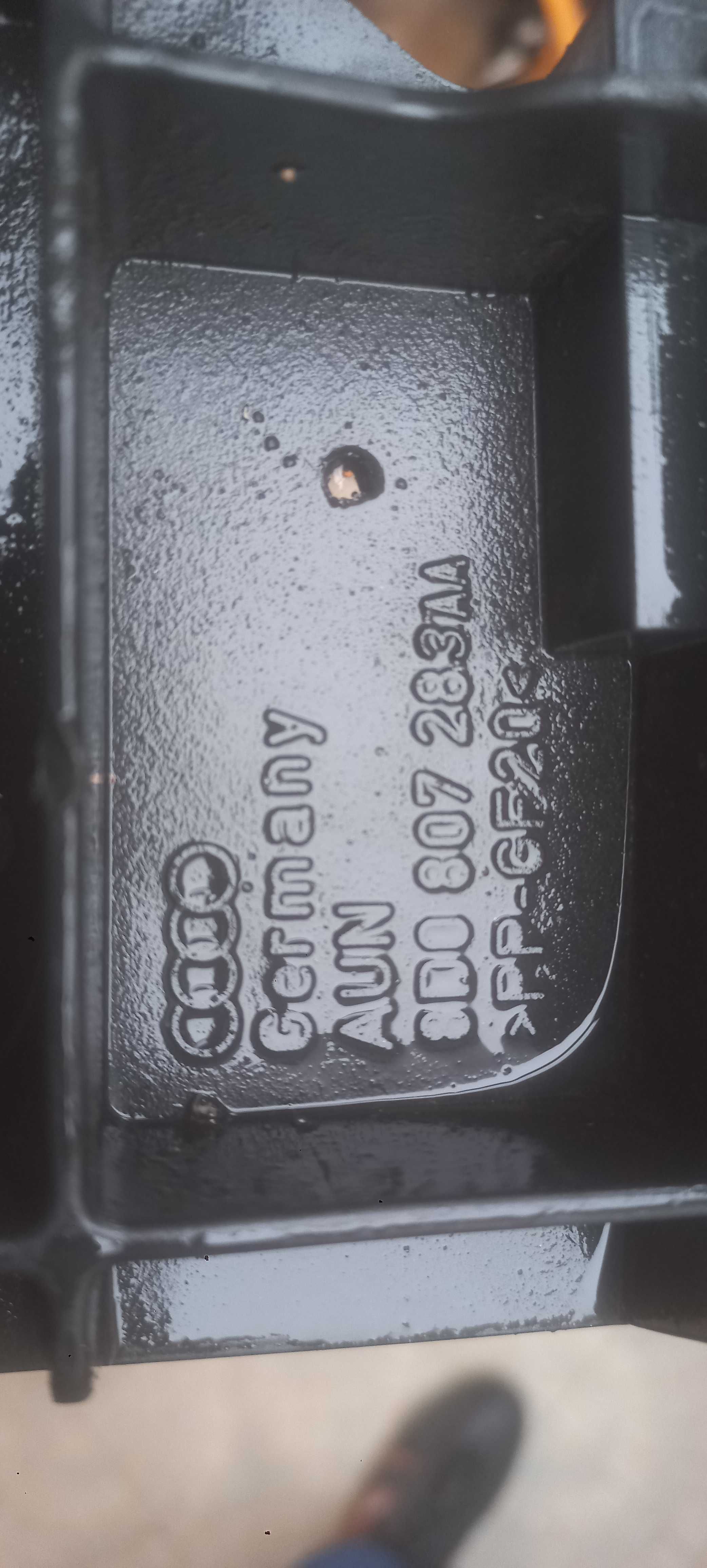 AUDI A4 B5 (8D)-Guias Para Choques Frente ORIGINAIS FACELIFT 1999/2001
