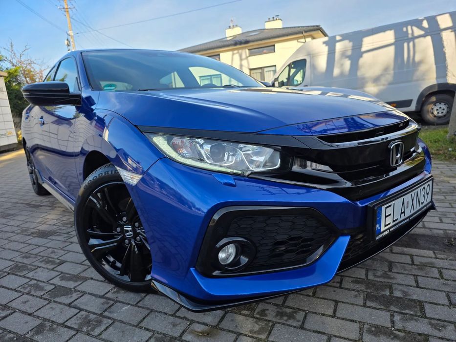 Honda Civic AUTOMAT Sport ALU NAVI Kamera 2xPDC Bluetooth LED Skóra 110TyśKmSERWIS