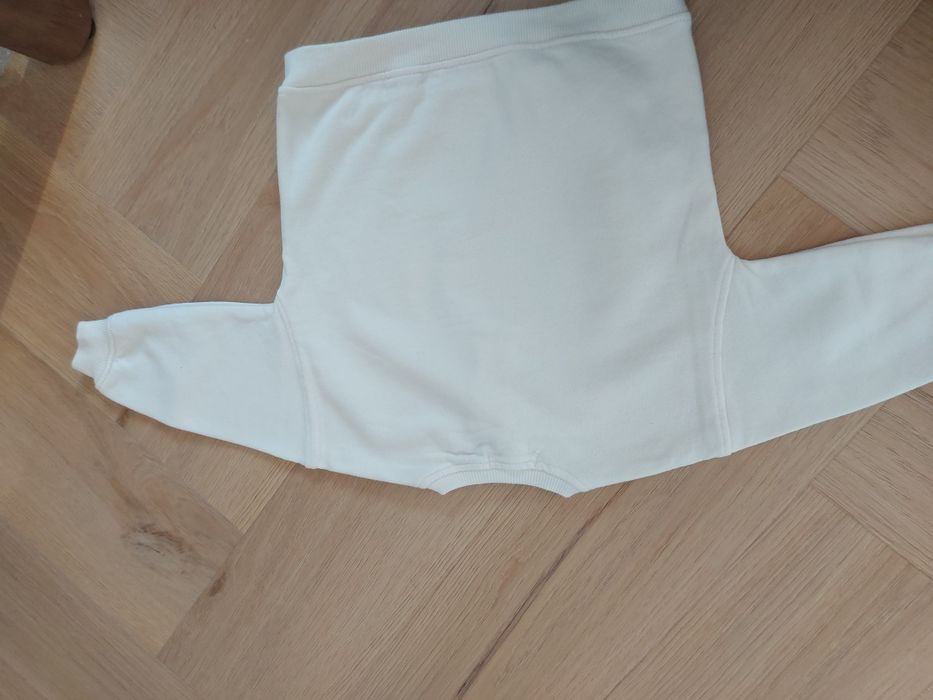 Nowa, nienoszona bluza zara rozm. 74