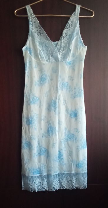 Атласная ночнушка, комбинация, пеньюар