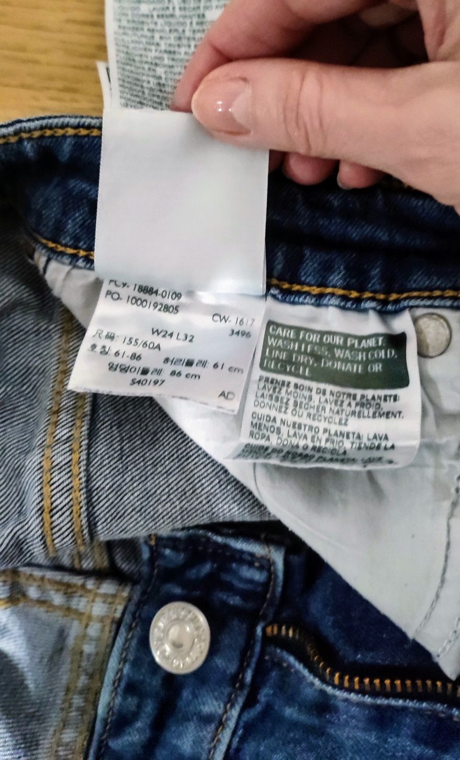 Levis jeans rozmiar 24/32