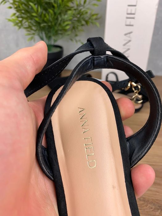 Buty damskie Anna Field r. 40 - eleganckie czarne baleriny z paskiem