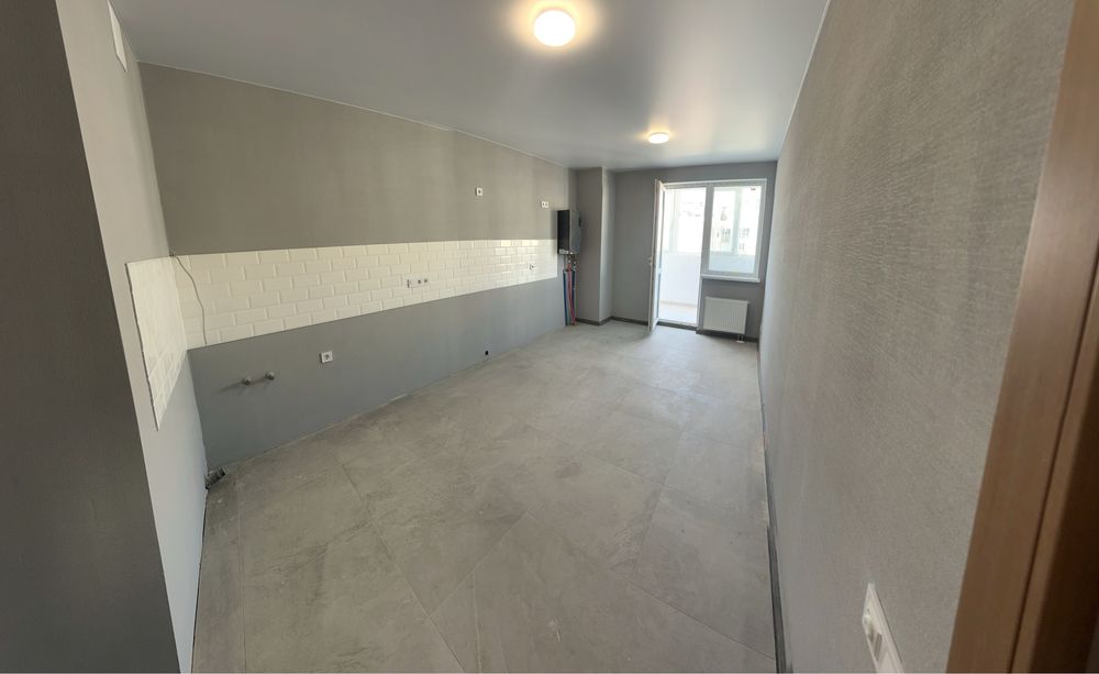 Продаж 1 кім кв з новим ремонтом  поряд м.Теремки