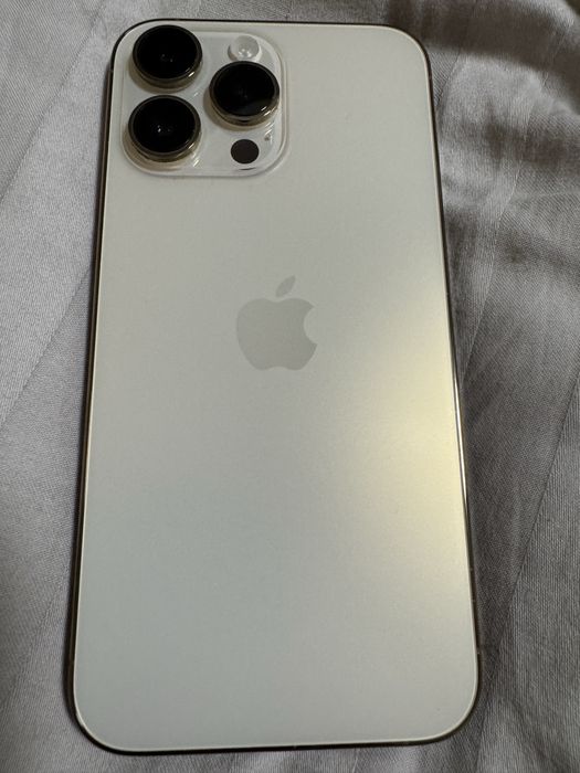 Iphone 14 pro max gold