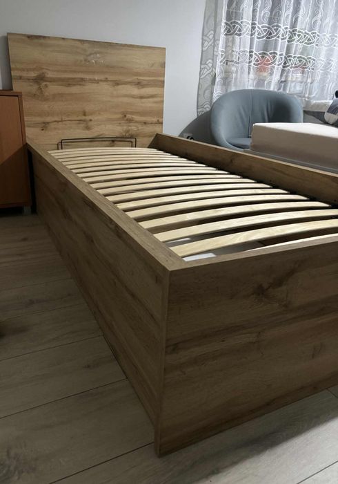 Łóżko drewniane 140cm×200cm