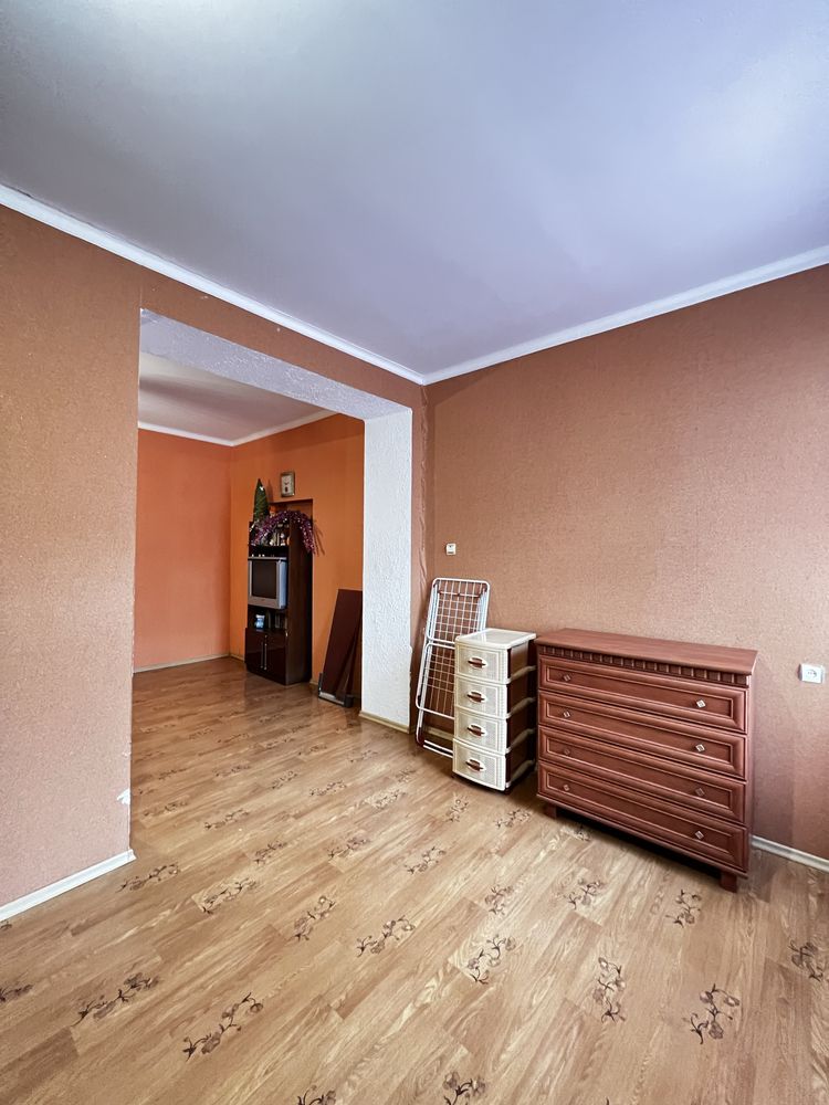 В Продажу 3 к к в Лісках / вул. Курортна