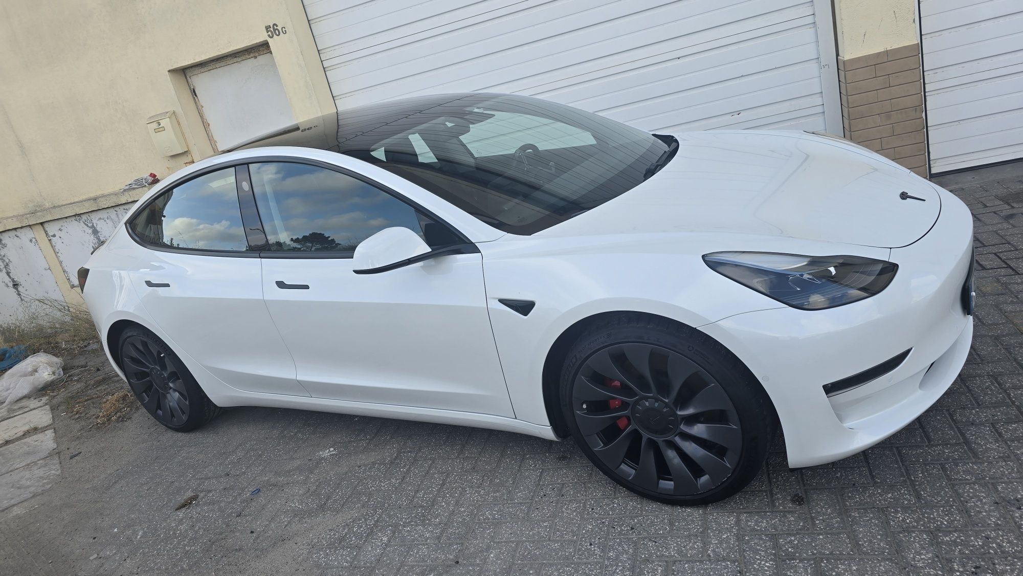 Tesla modelo 3 performance