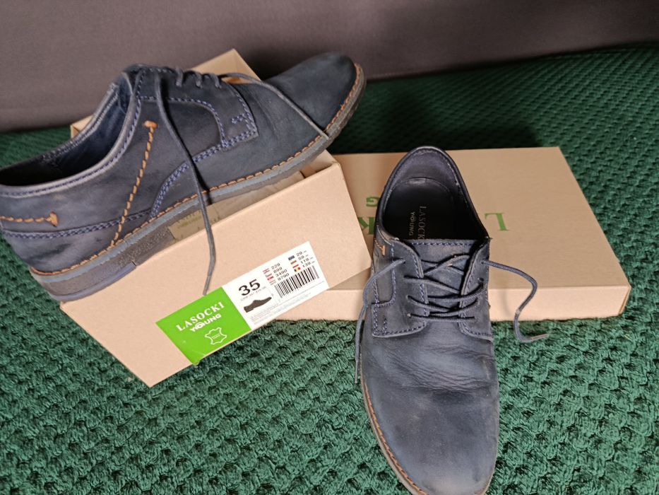 Buty dla chłopca komunia 35