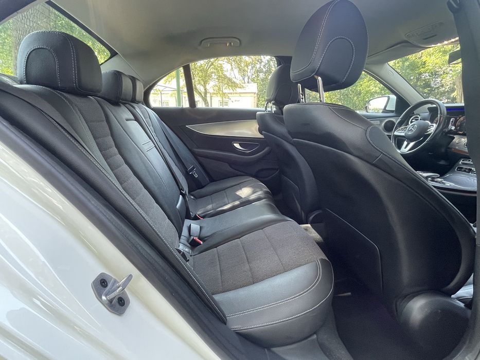 Mercedes Benz E klasa 220d 194km