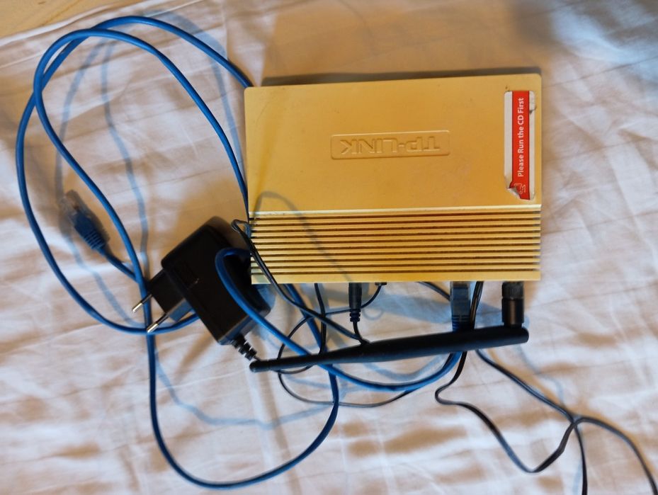 Роутер маршрутизатор ТР-LINK 
Код: DSL-2640U
Тип сетевого обор