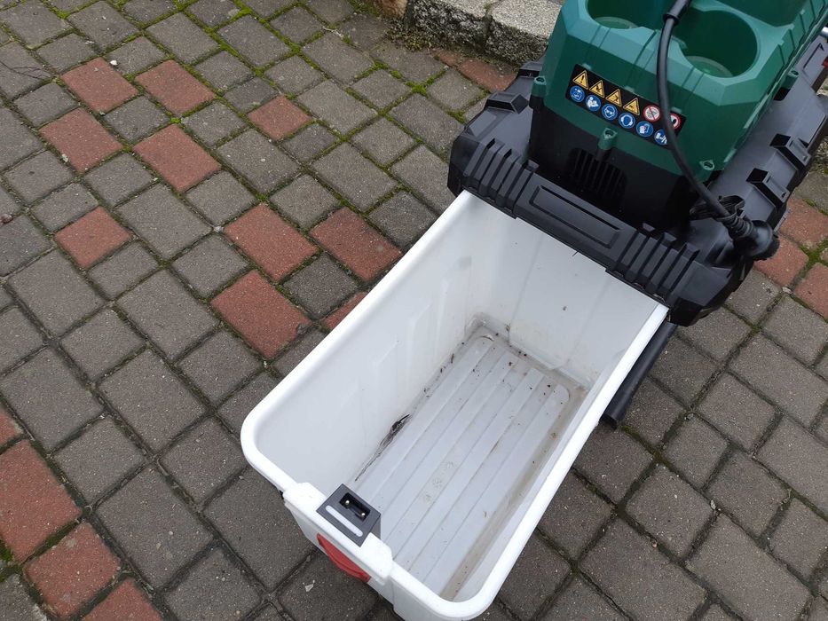 Rozdrabniacz do Gałęzi Walcowy Parkside PWH 2800 B2 42 mm