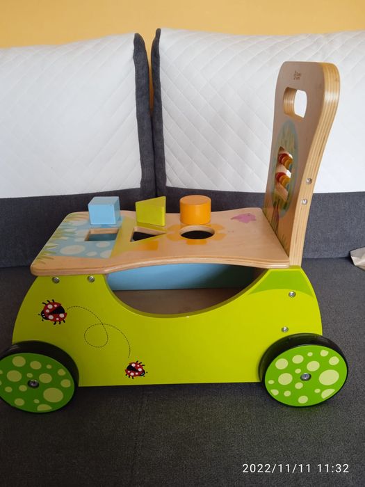 Drewniany chodzik/pchacz