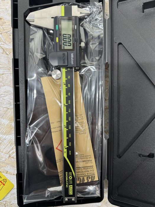 Штангенциркуль Mitutoyo