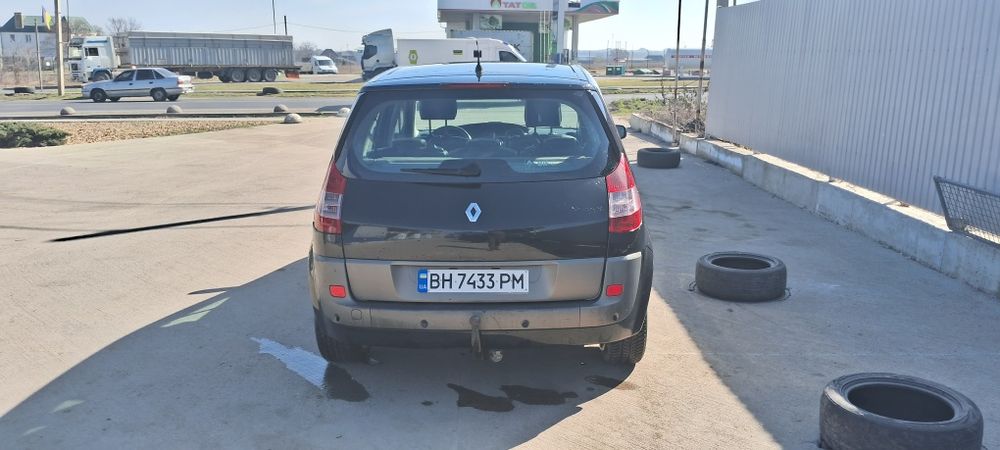Продам Рено Меган Сценік
