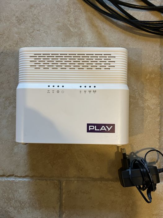 Router zte z antena zewnetrzną