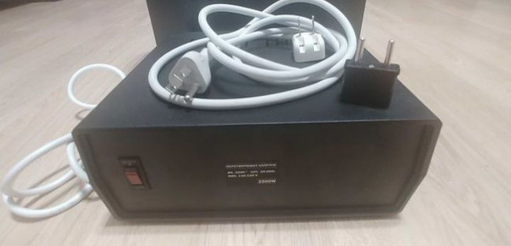 Перетворювач напруги 110v на 220v (та 220v на 110v)