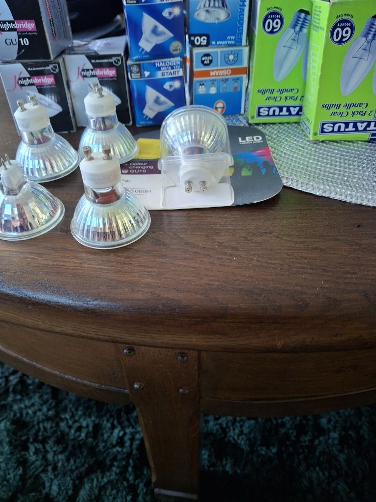 Halogeny led ,żarowki