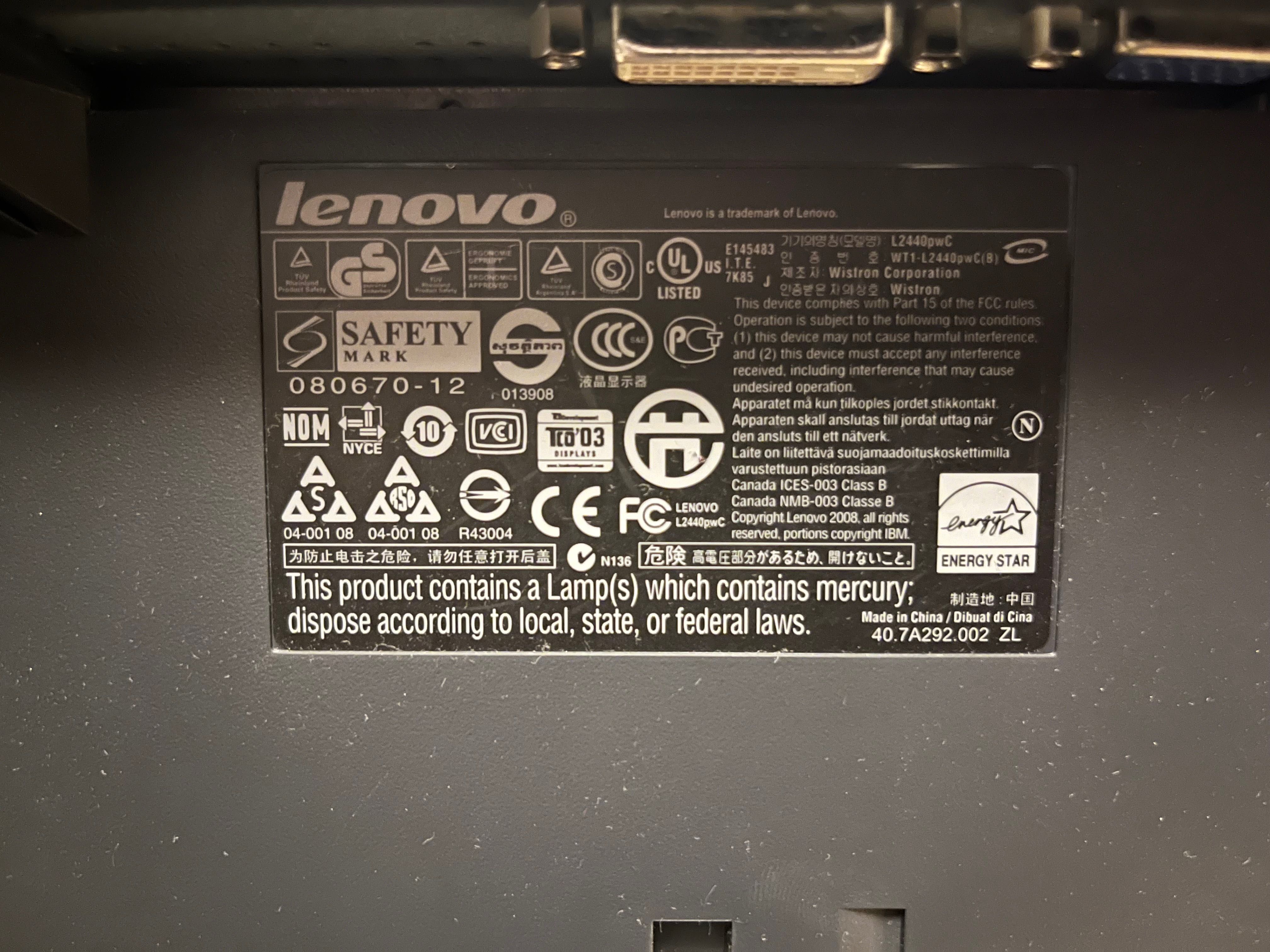 Monitor Lenovo L2440p - 24 cale