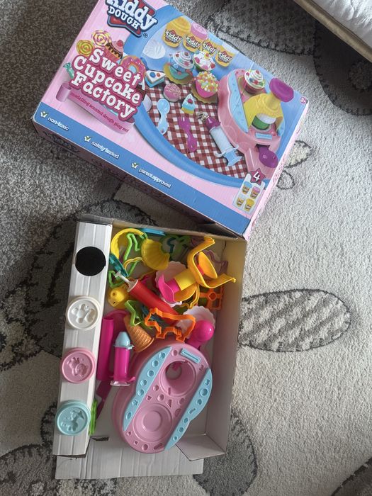 Zestaw pracownia cukiernicza do ciastoliny dla dzieci