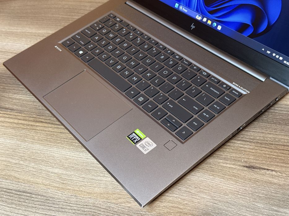 Потужний преміум ноутбук HP Zbook(i7-10750/RTX2070/32DDR4/FHD IPS/512)