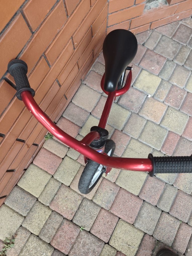 Rowerek biegowy Chicco Red bullet
