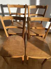 Krzesła drewniane prl