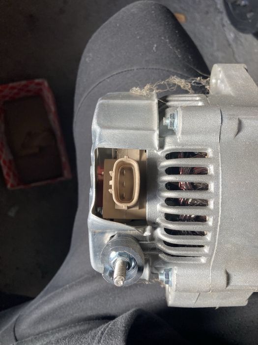 alternator 80A lexus is200