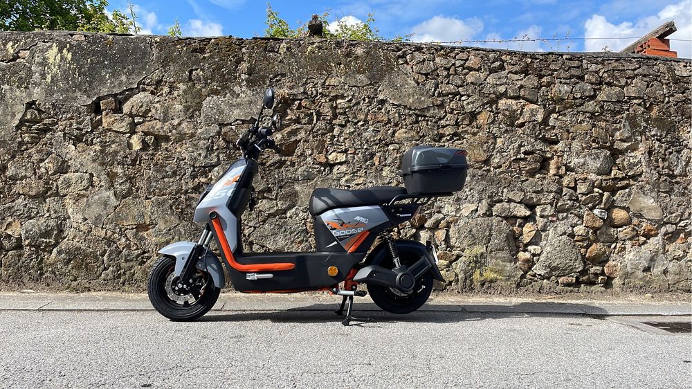 Scooters Elétricas NOVAS Vortex Mig L55 ( bateria removivel )