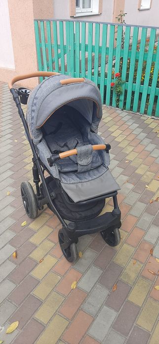Продам, бу дитячу коляску 3 водному. + Стілець для годування +Кроватка