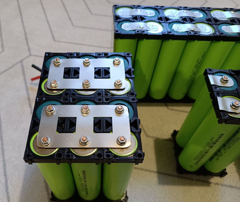Акумулятор IFR32140-15A Lifepo4 3.2v + M4  (Eve 50E, 33V, 30P, 40P)